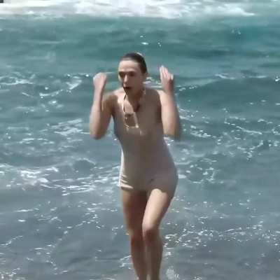 Elizabeth Olsen - The Assessment (2024) 