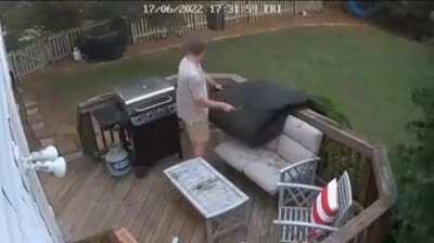 WCGW making barbecue during a storm