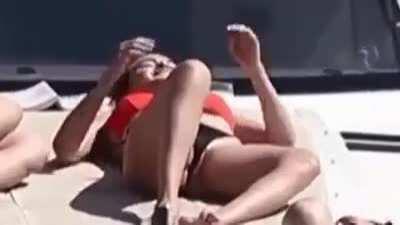 Selena Gomez pussy lips