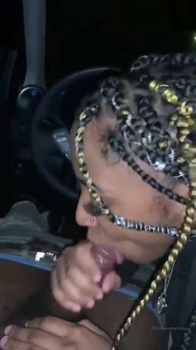 Bitches who get these type of braids head game always A1 🔥🔥