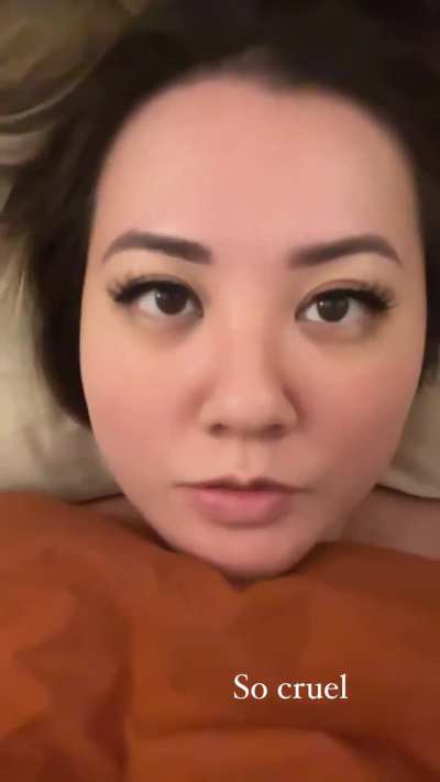 She looking ready for a face paint if know ya what I mean... [Gina] 