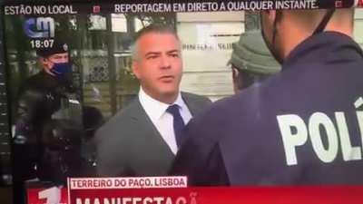 Juíz Rui Castro enfrenta a polícia porque esta tencionava 