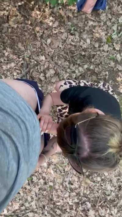 Love sucking outdoor in summer 😈