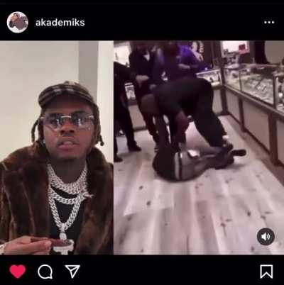 Y’all see this nigga gunna body guards 💀💀