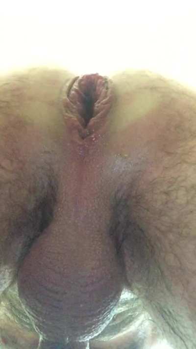 This slit needs your tongue so bad