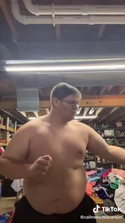 His face makes it worse