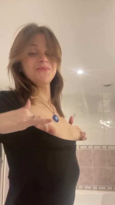 Would you prefer me to spit or swallow?