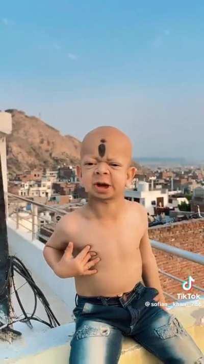 Strongest turk declares war on Greece or smth like that I don't know