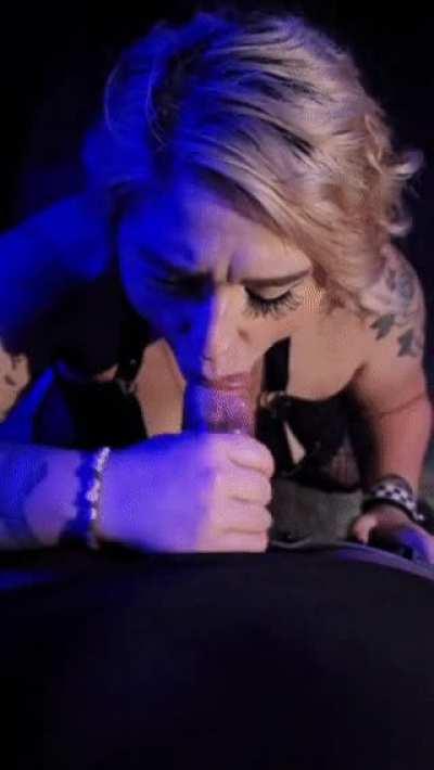 Hey! So I made my OF only $5 in the lead up to XBIZ.  Just thought I&rsquo;d let you know 🥰