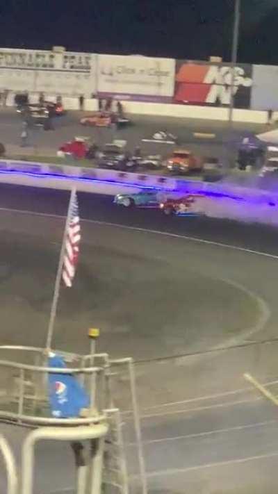 Irwindale speedway 10-23-2021. Matt Field was laying down solid runs all night, 3rd place finish and 2nd in point standings! Congrats Matt! 👍🏽😎