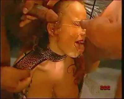 Der Sperma-Salon (2002) | GGG