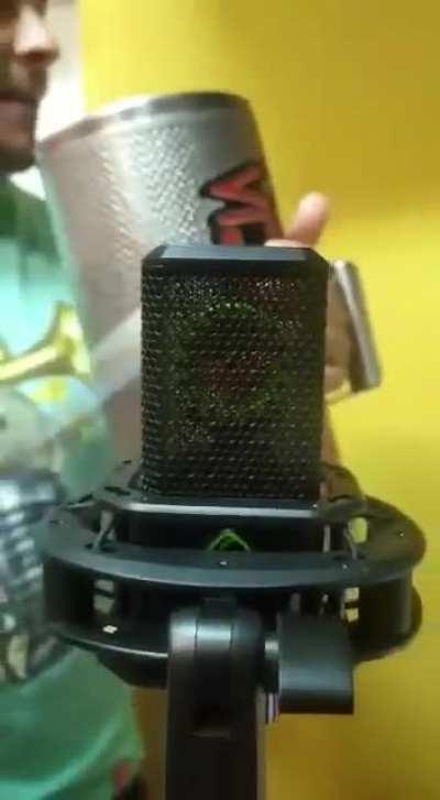 “Contacto Estrecho”