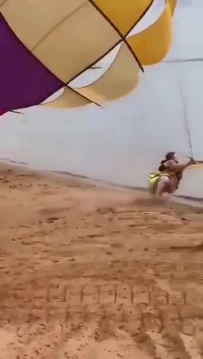 I’m a little heavy but I’m going to do parasailing, WCGW?