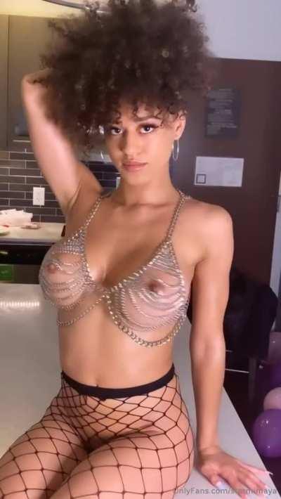 Sexy AF 😍🍑💦 Grab her updated content in comment