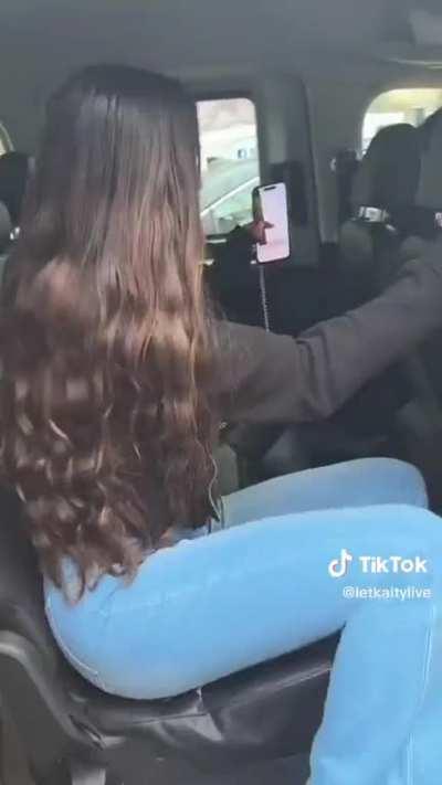 Short skirt unpacking