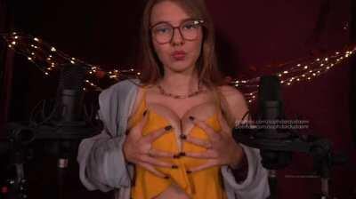 Imo the best tiddies in asmr.