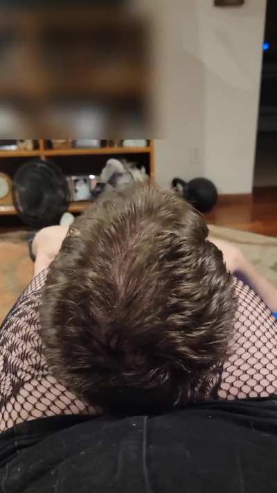 Girlfriend POV as she pulls me in for a tight squeeze ✂️