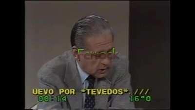 Favaloro explicando las crisis argentinas en 1989