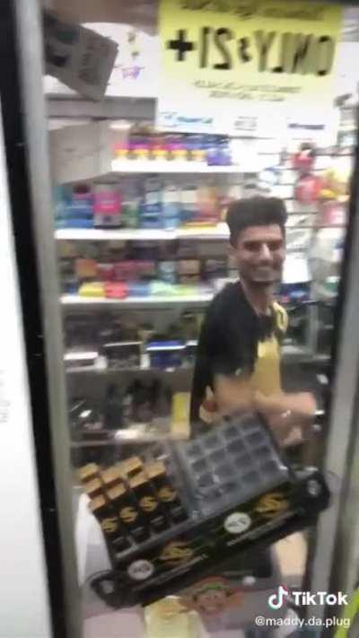 Say hi to my boyfriend 🥰🥰