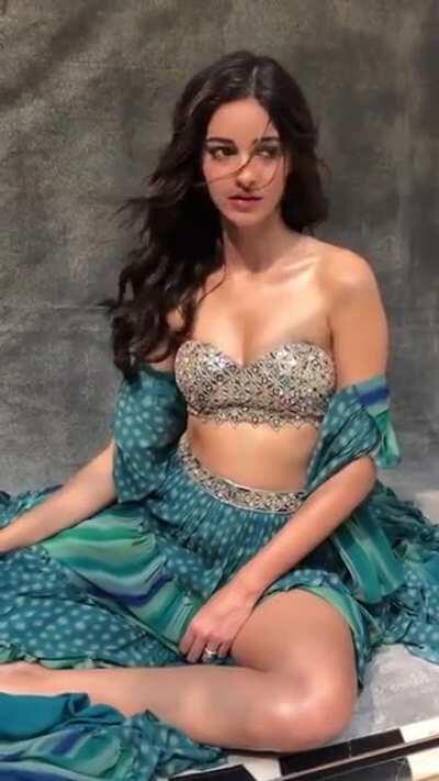 Ananya pandey posing right
