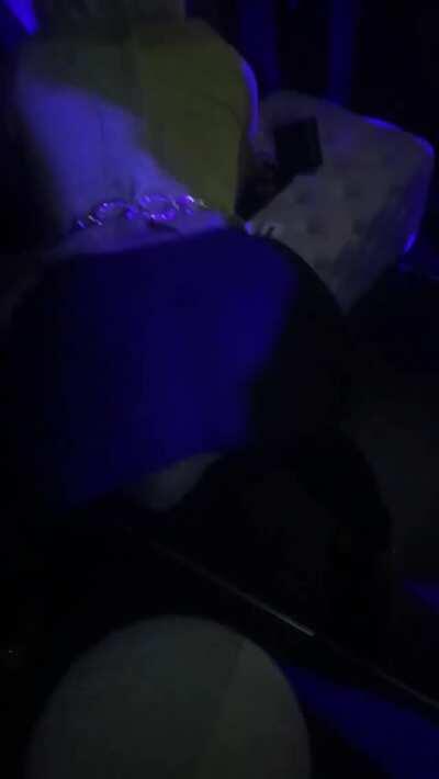 Bebe shows her fat ass in the club 🍑