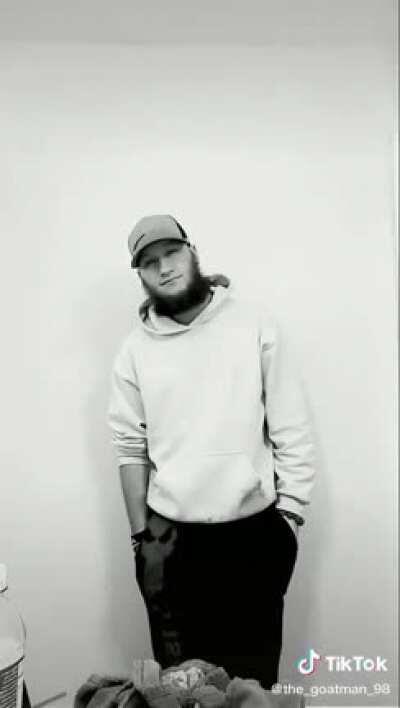 Country boy AND divorced? My dream man ❤️