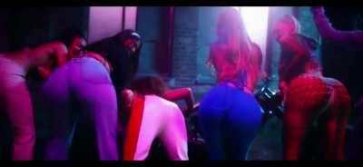 Twerk loop 3 (ich darf das)