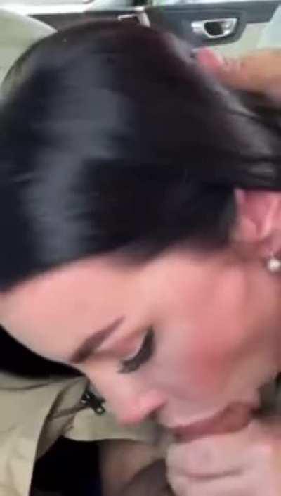 Blowjob in car