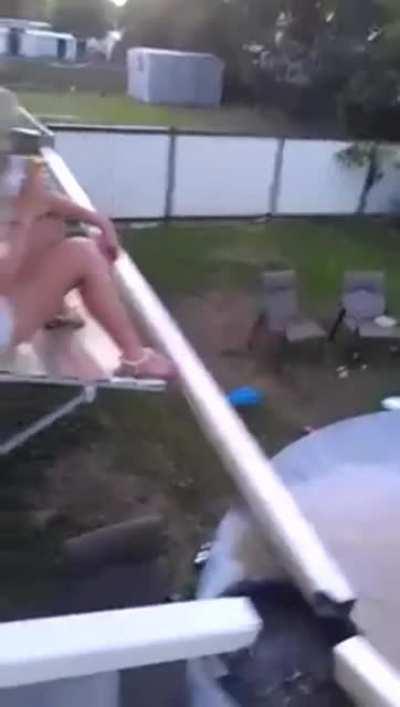 That last sip apparently made her too heavy.