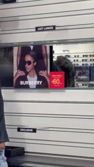 Woman stealing dozens of designer pairs from sunglass hut with no fucks given. California theft laws are ridiculous this is allowed.