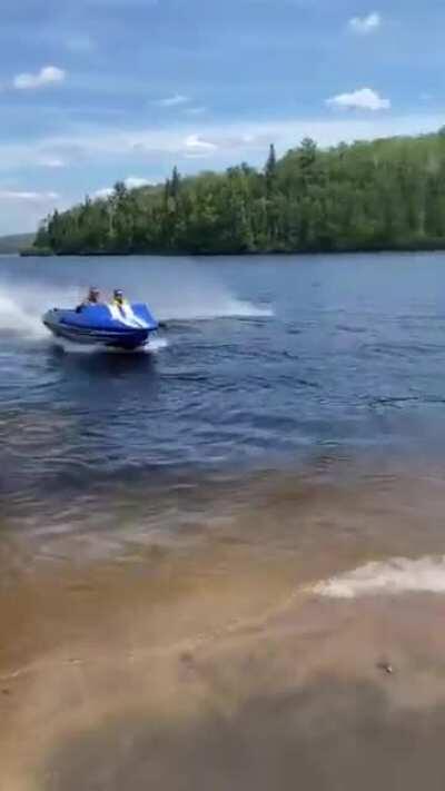 WCGW trying to jump over a beach with a boat