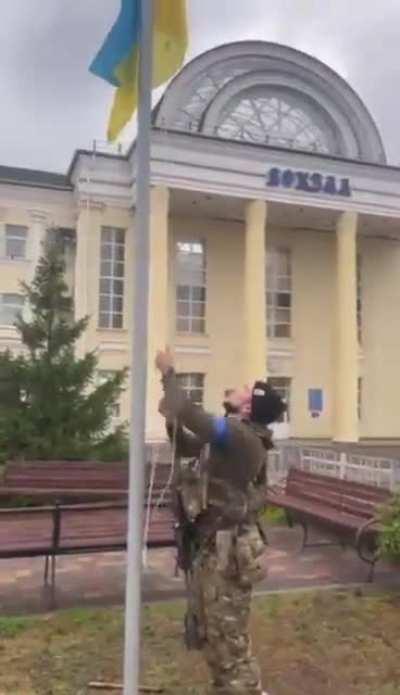 The Main Directorate of Intelligence of Ukraine published a video confirming the liberation of Kupiansk-Vuzlovyi, location of one of the largest railway junctions in the Kharkiv region.