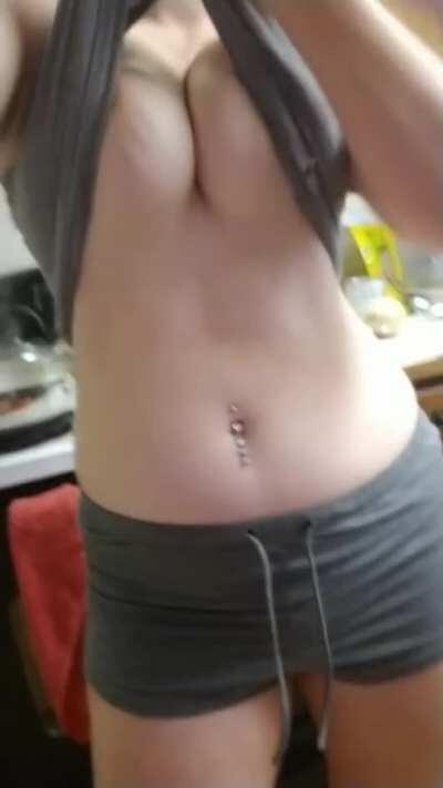 If you interrupt me while I'm cooking, you're gonna get a face full of tit.