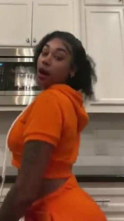 iG Live Ass Shake/Twerk 🍑🧡