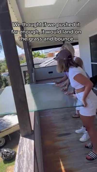 to transport a highly breakable object