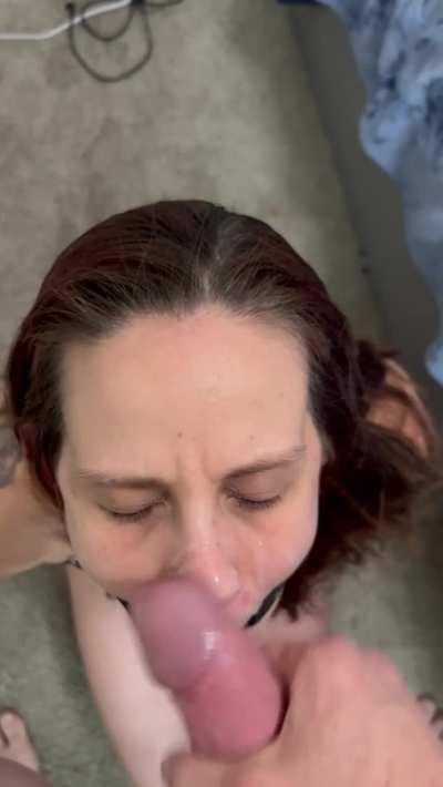 Moms can get kinky too 😈