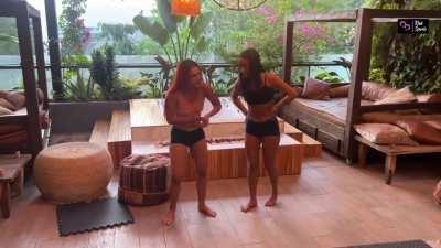 18 y/o gymnast Natalia is improving fast - competitive headscissor challenge wrestling - KinkSports.com