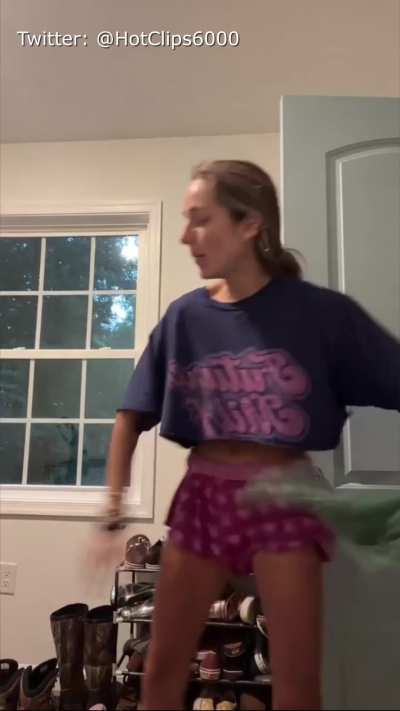 Gotta be careful playing with towels, they night cause a nip slip