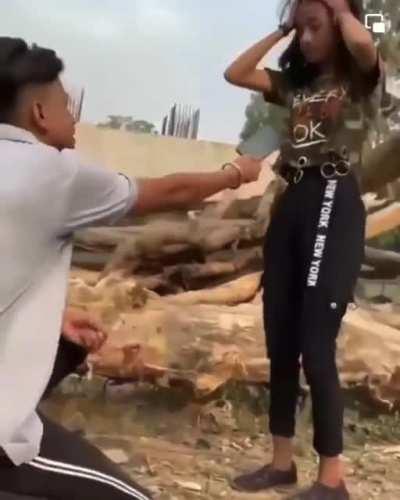 Least romantic scene in Bollywood 🇮🇳🇮🇪🇮🇪