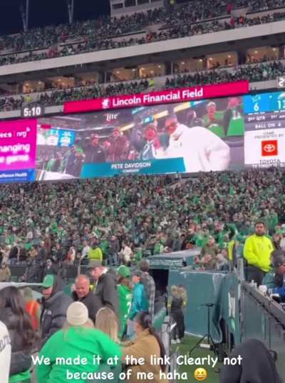 Pete with Dave @ the Eagles game on his birthday😎💚🏈🦅