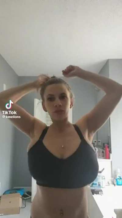 @KMellons ….. 🥵🔥