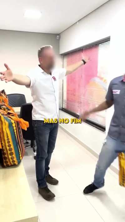 Mas que grande fdp..