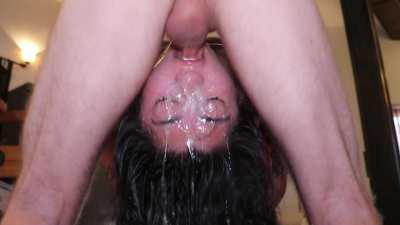 It's true, Japanese girls are the best at submissive facefucking