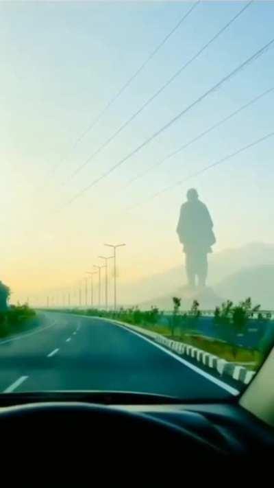 The view on your way to world's biggest statue in India