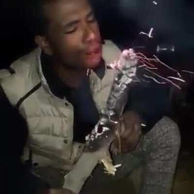 Autsmova sokombra buva