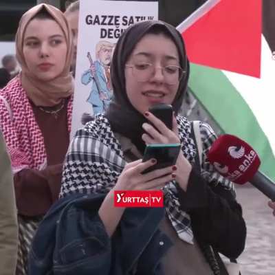 Ankara'da Filistin için AKP il binasına yürümek isteyen gruba izin verilmedi