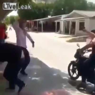 Dang(c)er shooting...