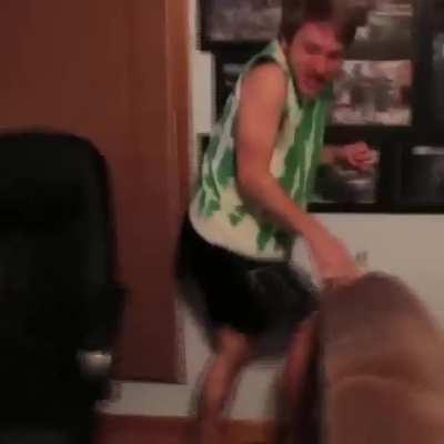 Is it shocked or surprised ?