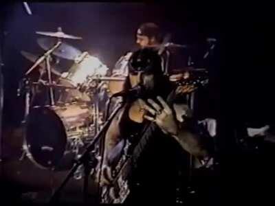 Mortician - Chainsaw Dismemberment Live 2002 (very epic)