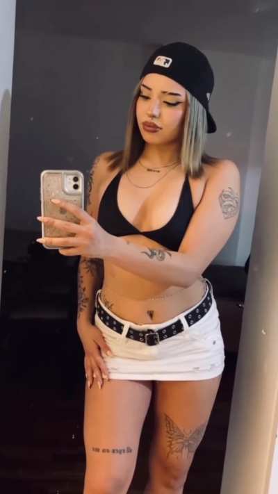 Lots of curves on my 5’1 frame